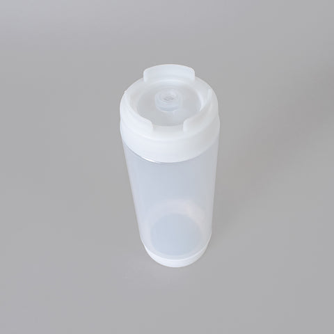 20oz. First In First Out Rotation Squeeze Sauce Dispenser Bottle with Lid, 3 Colours - Pack of 4